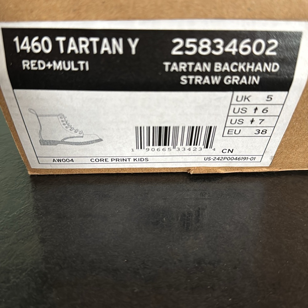 Dr.Martens 1460 Tartan Y boots - Picture 5 of 6